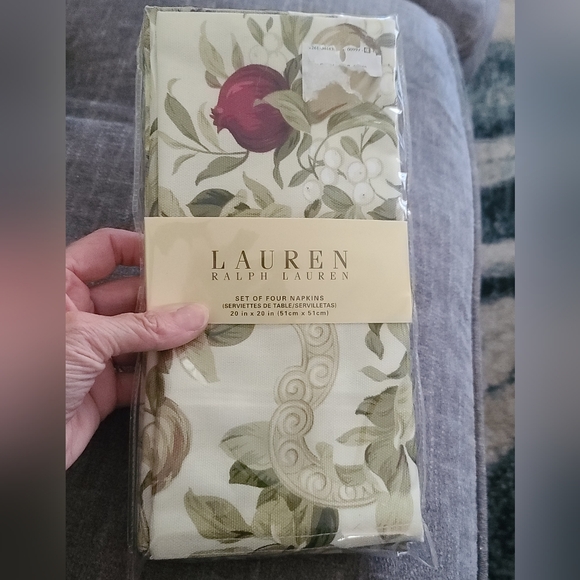 Ralph Lauren Green and Cream Brookfield Napkin Set Of 4, New In Package - Picture 2 of 4